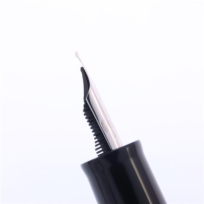 万年筆 デルタ ドルチェビータ ミディアム 14K/F 中古-並品 SAS対象