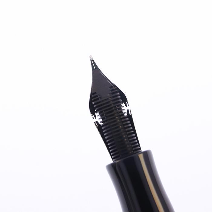 Montegrappa（モンテグラッパ） 万年筆 リミテッドエディション