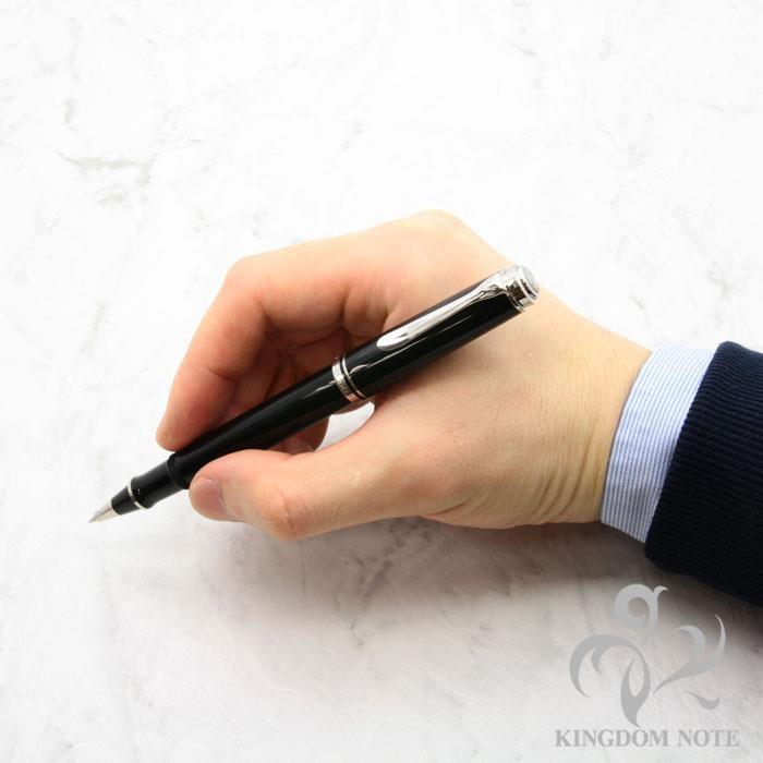 ボールペン Pelikan ペリカン ローラーボール スーベレーン R405 シルバートリム 黒 Kingdom Note Yahoo 店 通販 Yahoo ショッピング