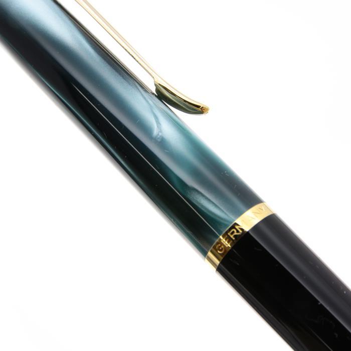 Pelikan ペリカン ボールペン クラシック K200 マーブルグリーン Pelikan ペリカン ボールペン クラシック K200 マーブルグリーン