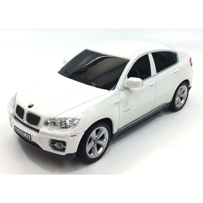 ラジコン「1:24 ステアリング操作 4種あり(ランボルギーニ BMW