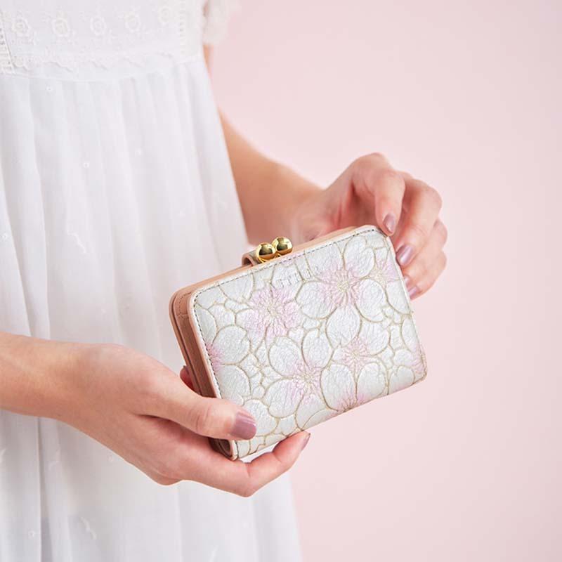Aether 二つ折り財布 がま口財布 レディース イタリア製 桜柄レザー サクラ 大人可愛い お財布 プレゼント ブランド エーテル P Aether Yahoo 店 通販 Yahoo ショッピング