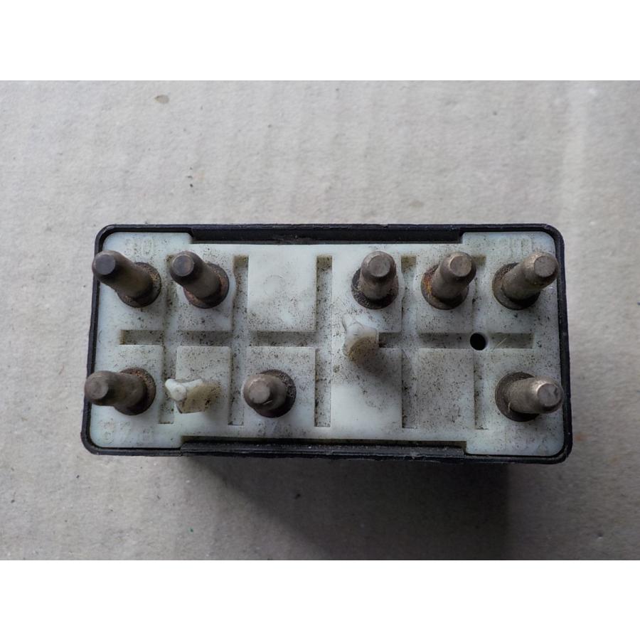 ベンツ W124 純正 電動ファンリレー/ラジエーターファンリレー 001 542 82 19 a1021Free Trade 通販