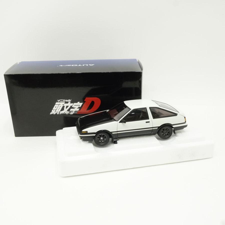 オートアート 1/18 トヨタ スプリンター トレノ (AE86) 頭文字D