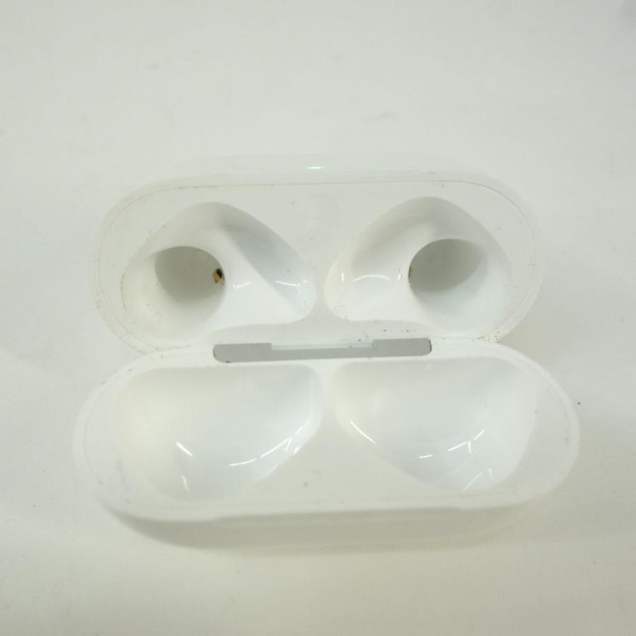 Apple AirPods 4 アクティブノイズキャンセリング搭載モデル MXP93J/A