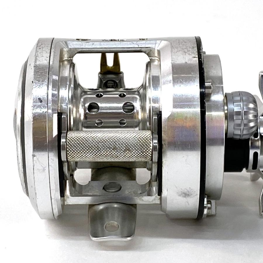 Megabass メガバス ito MONOBLOCK モノブロック 100XR 右ハンドル