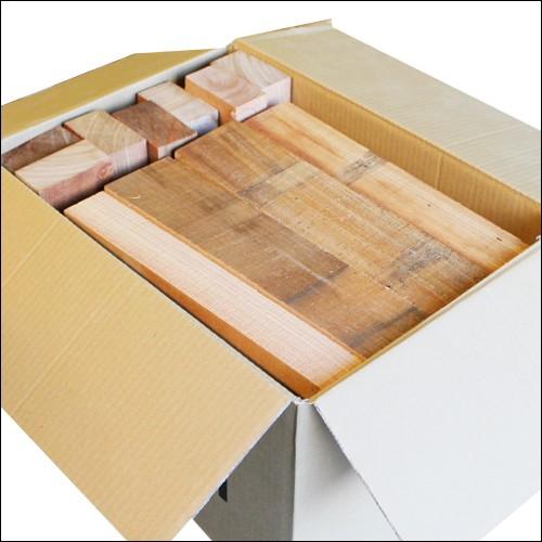 乾燥済みのケヤキの薪