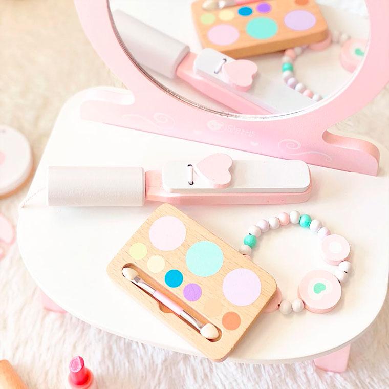 木のおもちゃ ClassicWORLD クラシックワールド ピンクドレッサー 3歳