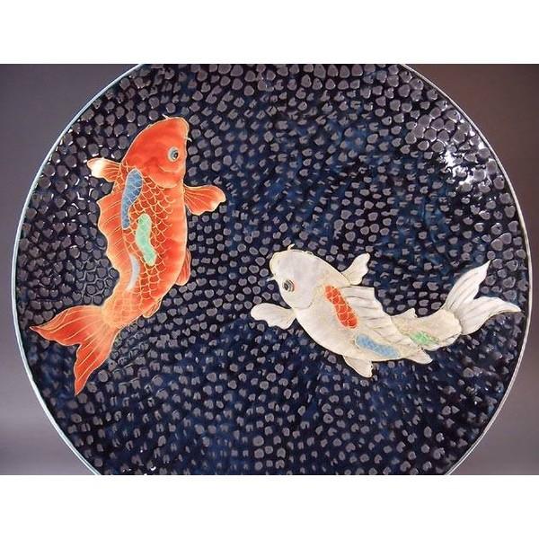 有田焼 鉄釉金彩鯉絵飾り大皿｜陶芸作家　藤井錦彩 作_1