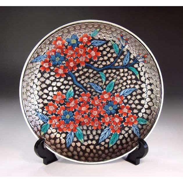 プラチナ彩満開桜絵飾り皿｜有田焼 陶芸作家 藤井錦彩作 : 有田焼 藤井