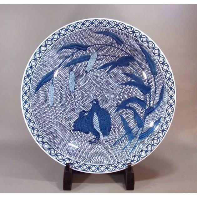 染付　陶器　当時物　盛り皿　染付の絵柄が美しい　年代物 作家 吉田崇昭 染付鉤陽刻皿 ¥7,700 大人の焼き物