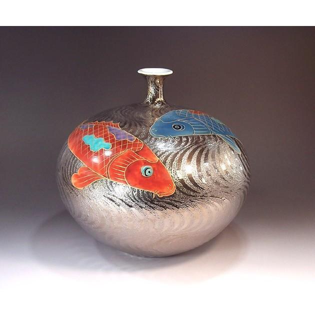 有田焼 プラチナ彩流れ鯉絵花立て｜陶物作り原作者 藤井錦彩 作 花瓶、花台-花瓶、花器