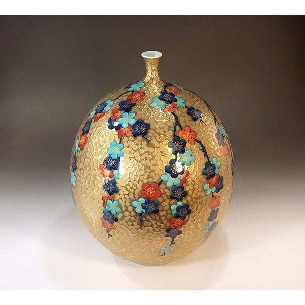 有田焼 染錦黄金枝垂れ梅絵花瓶｜陶芸作家 藤井錦彩 作 : 有田焼 藤井