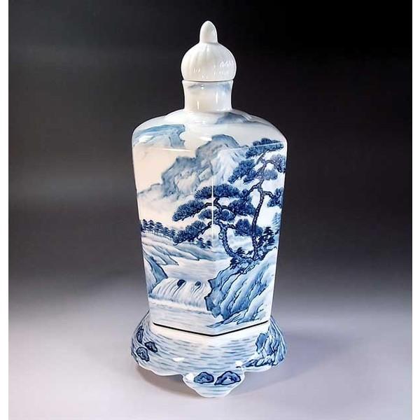 有田焼　染付山水画飾り六角壺｜陶芸作家　藤井錦彩 作
