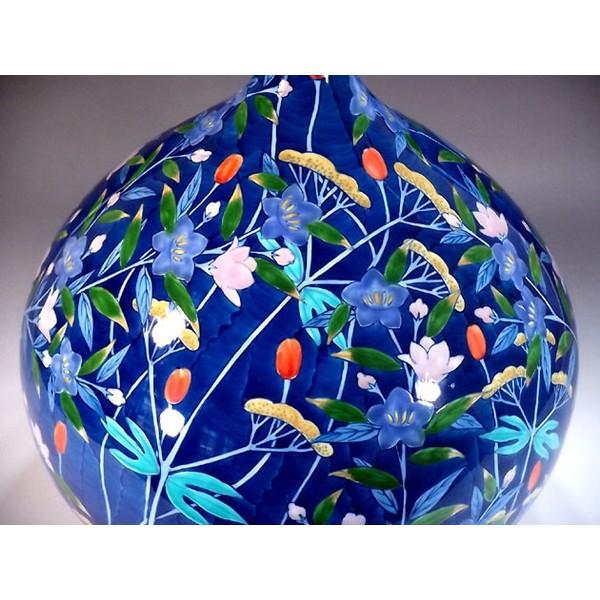 有田焼 色鍋島様式草花文様鶴首花瓶｜陶芸作家　藤井錦彩 作_3