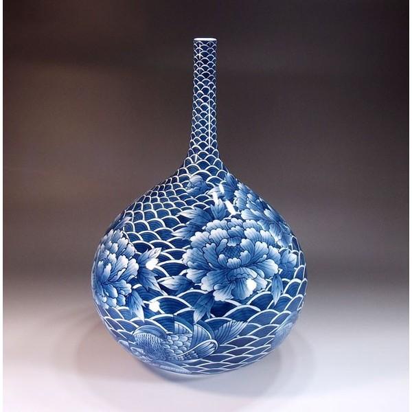 有田焼 染付青海波牡丹鴛鴦絵鶴首花瓶｜陶芸作家 藤井錦彩 作 : 有田焼