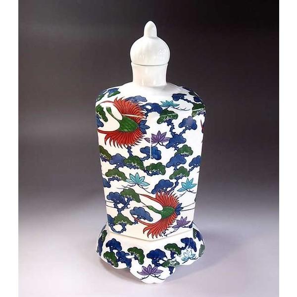 有田焼　色鍋島様式松鶴絵飾り六角壺｜陶芸作家　藤井錦彩 作