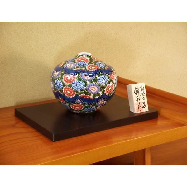 藤井錦彩 染錦菊園景図 花瓶 共箱 有田焼 有田焼 染錦金彩菊園景図花瓶｜陶芸作家 藤井錦彩 作 : 有田焼 藤井錦