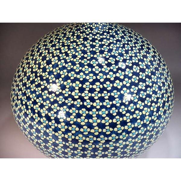 有田焼 色鍋島様式梅文様花瓶｜陶芸作家 藤井錦彩 作 : 有田焼 藤井錦