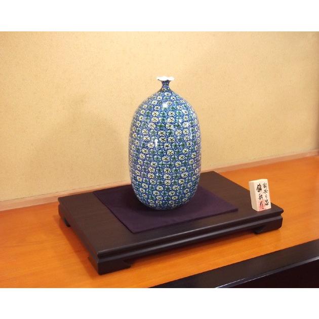 色鍋島様式小花文様花瓶｜有田焼 陶芸作家 藤井錦彩作 : 有田焼 藤井錦