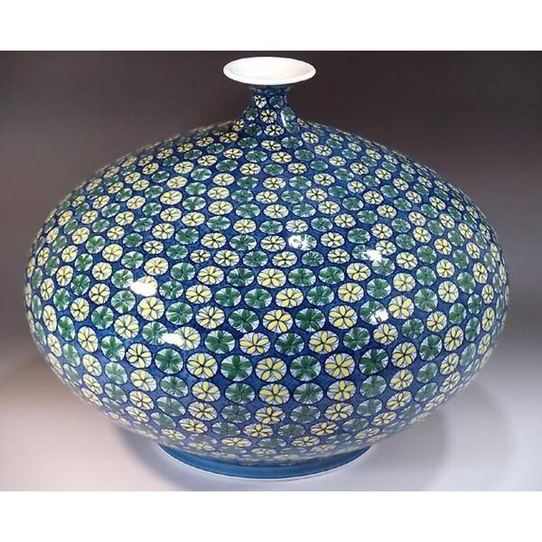 有田焼 / 藤井錦彩作 / 色鍋島様式小花文様花 / 花瓶 / 伝統工芸品 有田焼 色鍋島様式小花文様花瓶｜陶芸作家 藤井錦彩 作 : 有田焼 藤井