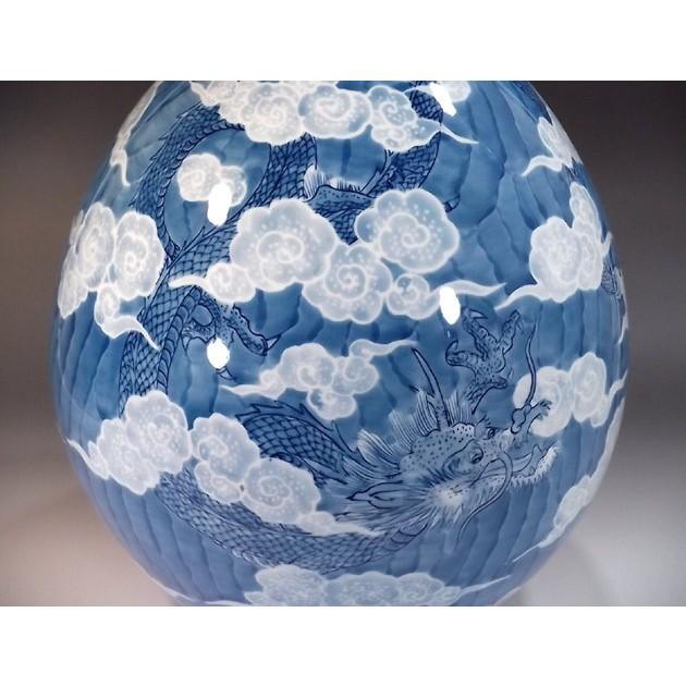 有田焼 染付龍絵花瓶｜陶芸作家 藤井錦彩 作 : 有田焼 藤井錦彩窯