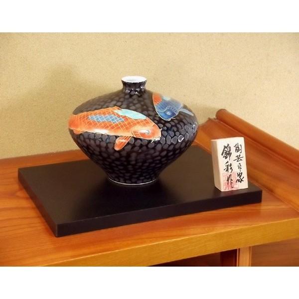 有田焼 鉄釉金彩鯉絵花瓶｜陶芸作家　藤井錦彩 作_3