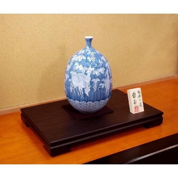 有田焼 染付葡萄鹿遊図花瓶｜陶芸作家　藤井錦彩 作_3
