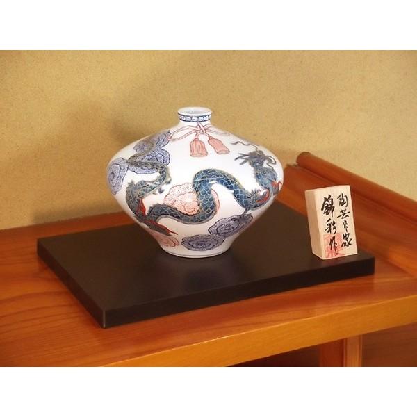 有田焼 染錦金彩花結び龍絵花瓶｜陶芸作家 藤井錦彩 作 : 有田焼 藤井