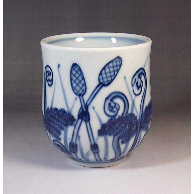 藤井錦彩作品　深鉢　陶芸 有田焼 陶芸家 藤井錦彩作 古染付土筆蕨絵湯呑みB : 有田焼 藤井錦彩