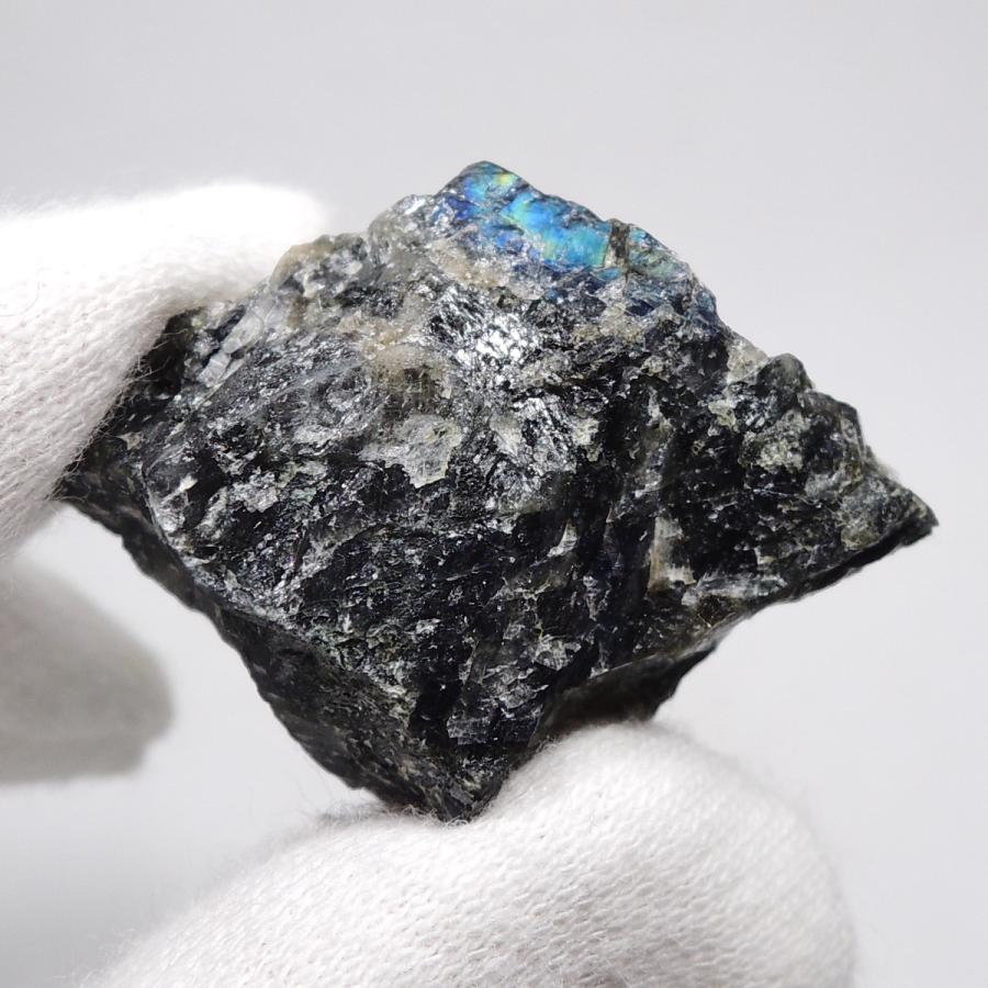 スペクトロライト 原石 分光石 ラブラドライト 曹灰長石 フィンランド