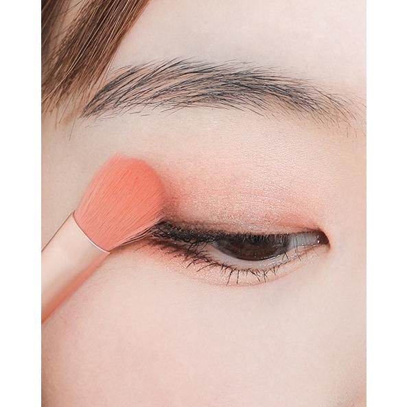 4色選択 メイクブラシ 8本セット 人気化粧筆 高級繊維毛 超柔らかい