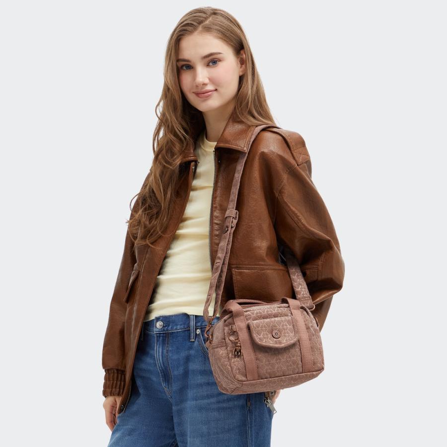 f*・様 新品Kipling リュックサック ブラウン チャーム付き kipling