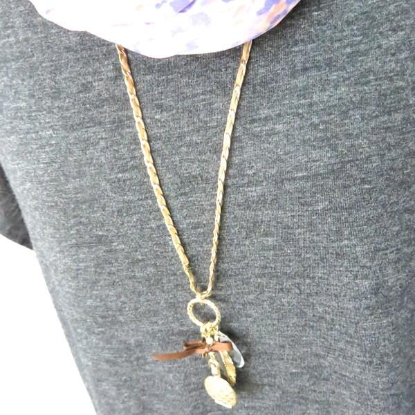 リボン ゴールド 香水瓶型 ドロップ しずく ガラス 羽根 クロス ロング