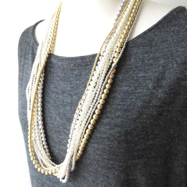 ゴールド シルバー 白 パール の組み合わせの ロングネックレス