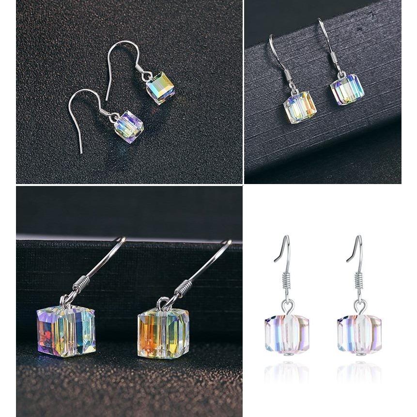 ピアス スワロフスキー 虹色 オーロラクリスタル キューブデザイン 