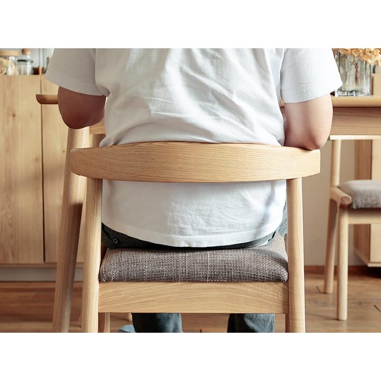 東谷 Henry ヘンリー ダイニングチェア 浮かせる椅子 肘付き　1 楽天市場】《東谷》ヘンリー ダイニングチェア 浮かせる椅子