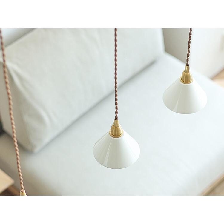 北欧 照明 白系 ペンダントライト　希少　早い物勝ち 北欧 照明 白系 ペンダントライト 希少 早い物勝ち 北欧 照明