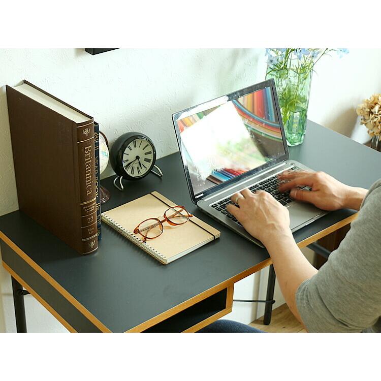 ヴィンテージ　ダイニングテーブル　新生活テーブル　パソコンデスク　机 大人気商品】ダイニングテーブルだけでなくパソコンデスクにも