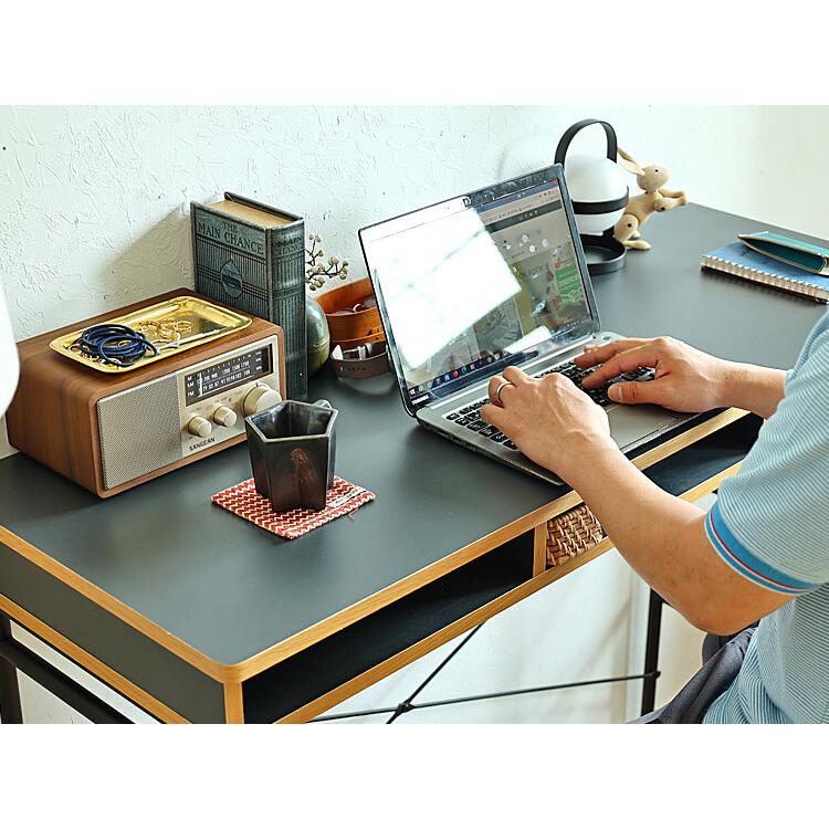 引取り限定 IKEA FJALLBO デスク ブラック 140cm×70cm ワークデスク