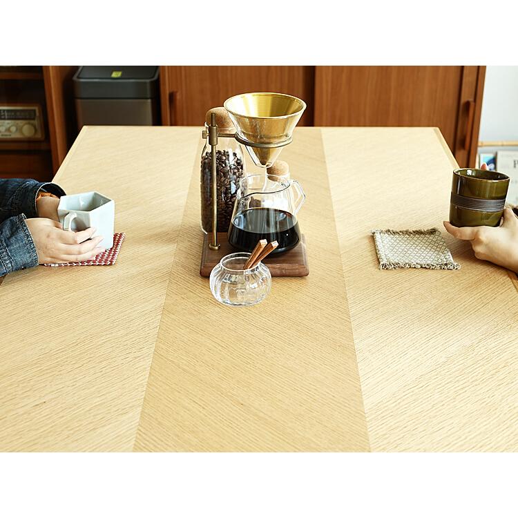 昇降式ダイニングテーブル Agos（アゴス）ヘリンボーンタイプ／オーク