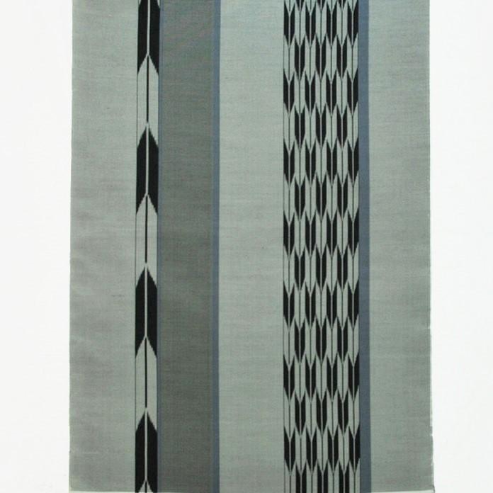 白黒矢羽柄青ライン入り 伊勢崎銘仙（伊勢崎絣）ーきじま銘仙ー