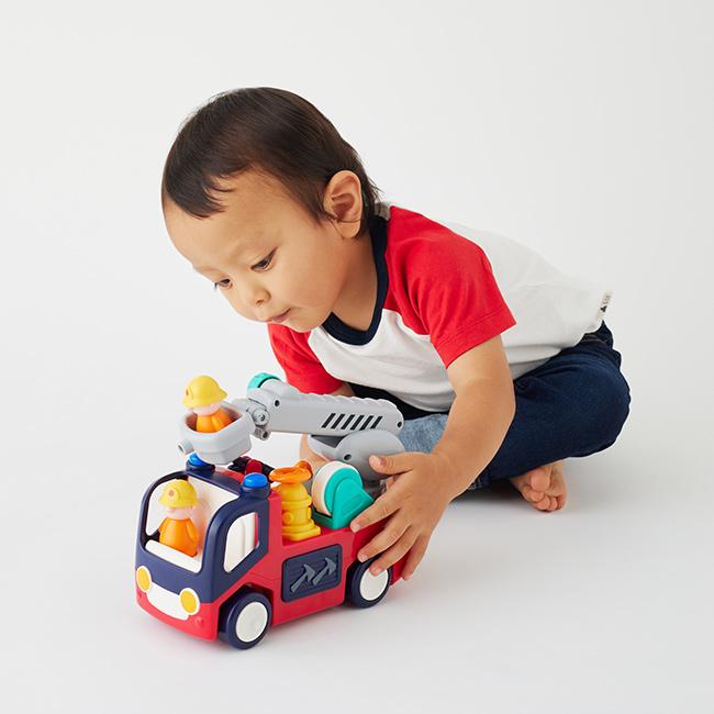 Hola Toys 音がいっぱい！自分で走るしょうぼうしゃ TYHOLE9998(消防車
