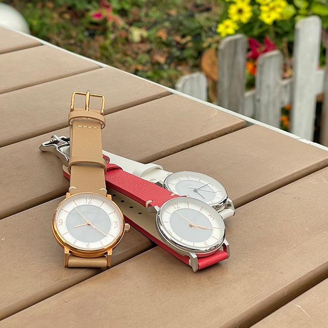 GRANDEUR イタリアンレザー レディースソーラーウォッチ(腕時計