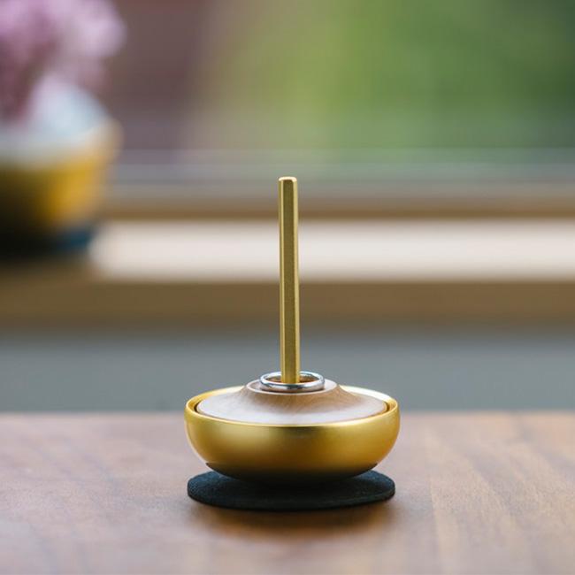 【新品訳あり】 Sotto スタンダードセット(仏具セット ミニ おりん かわいい ペット 仏具 おしゃれ おりん棒 おりんを鳴らす棒 小物) 1-2W 【3939575022】(20812円)