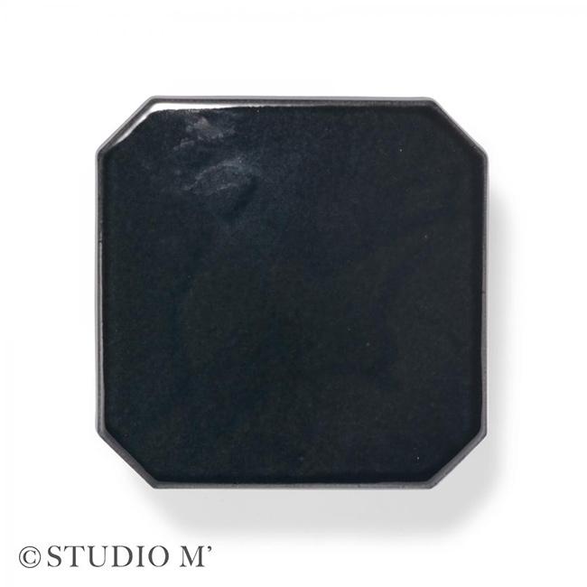 studio m' スタジオエム 隅切二段重(お正月 おせち お節 おもてなし