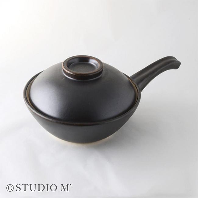 boo bee studio 吉林 三千代さんの土鍋 5合炊き｜boobeestudioブービー