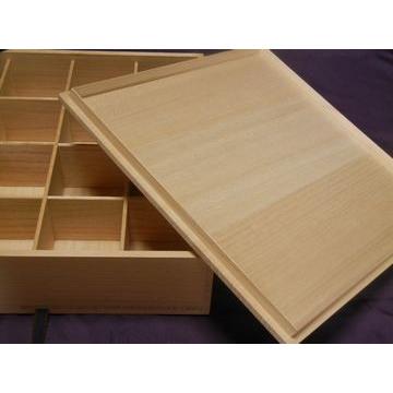 ぐい呑み、盃、酒器用桐箱 16マス収納箱 保存箱 : 桐箱雅 - 通販