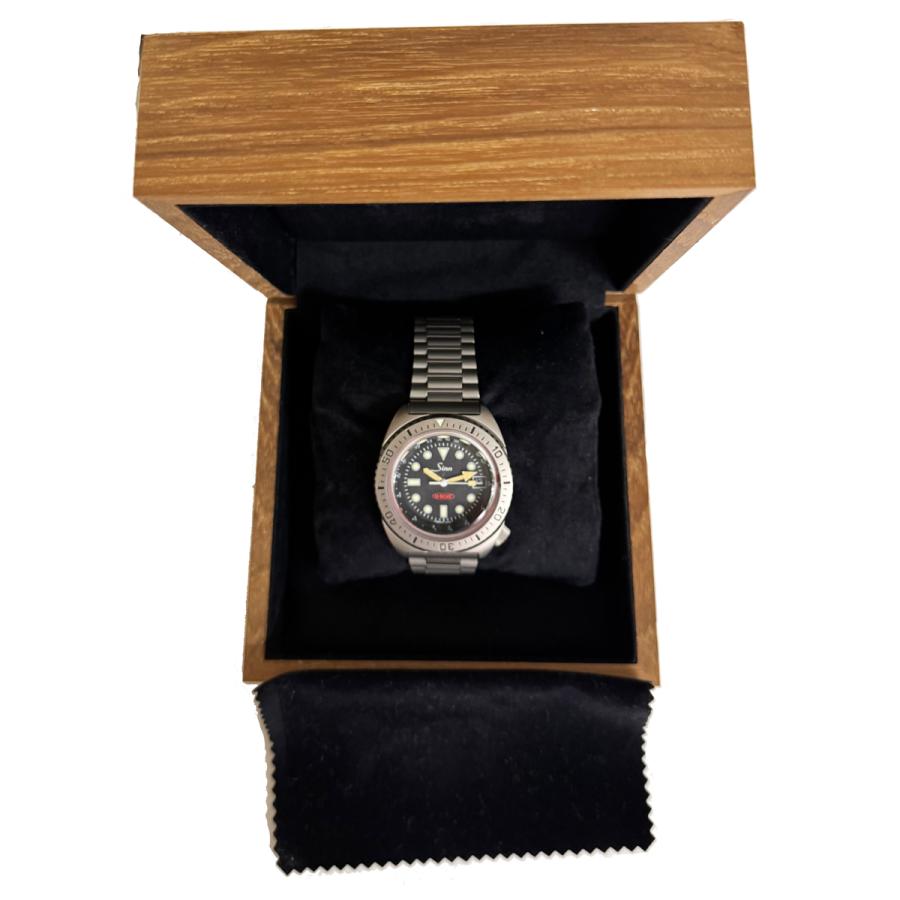 ユージン Sinn（ジン） 8820 ユーボート U-BOAT ダイバーズ 自動巻き オートマ