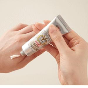 デオナチュレ 足指さらさらクリーム 30g×1個 足 匂い 足汗 制汗剤 消臭